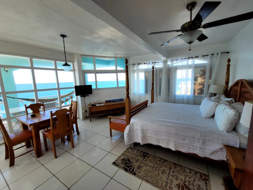Original Penthouse: Room 12